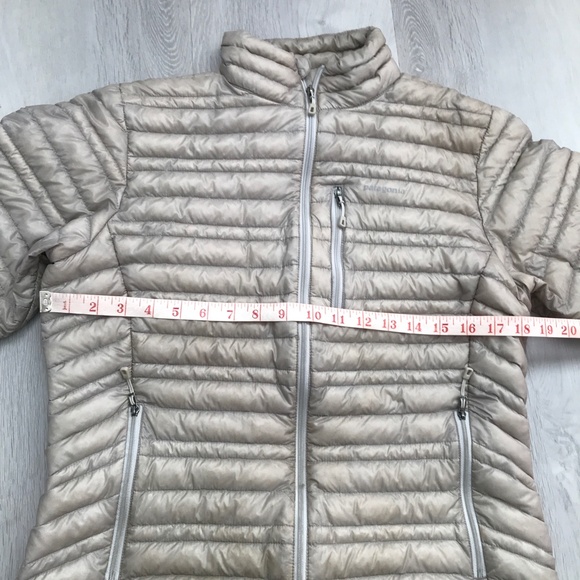 Patagonia Nano Down Filled Puff Jacket Taupe Gray Womens Medium - Picture 8 of 13
